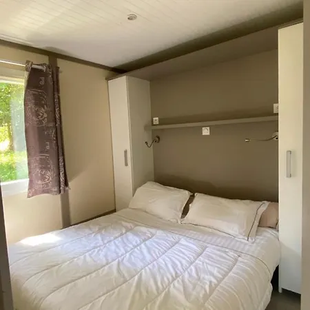 Chalet Les Des Iles