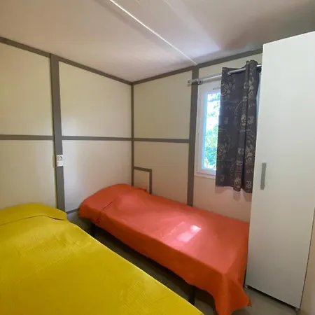 Chalet Les Des Iles Borgo (Corsica)